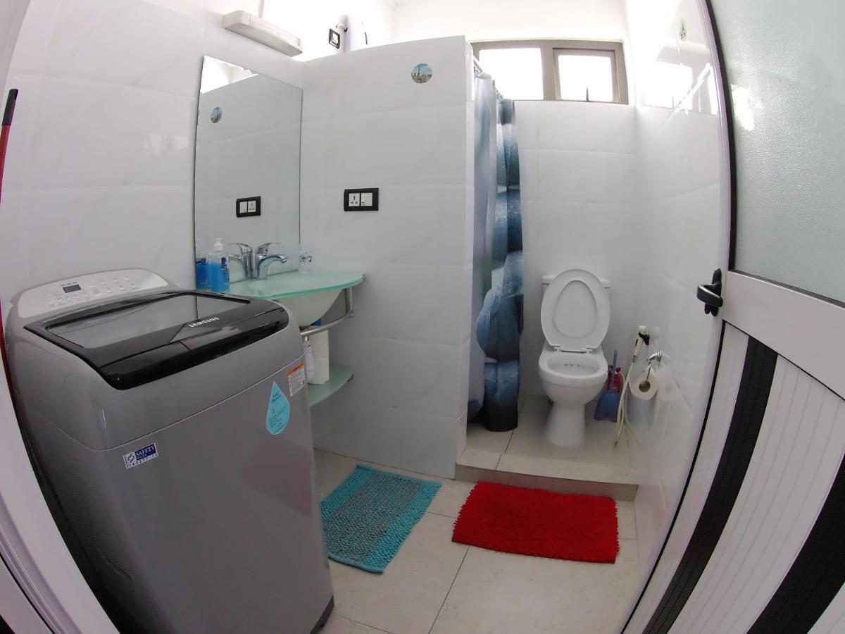Luxor Appartement Flic en Flac Bagian luar foto