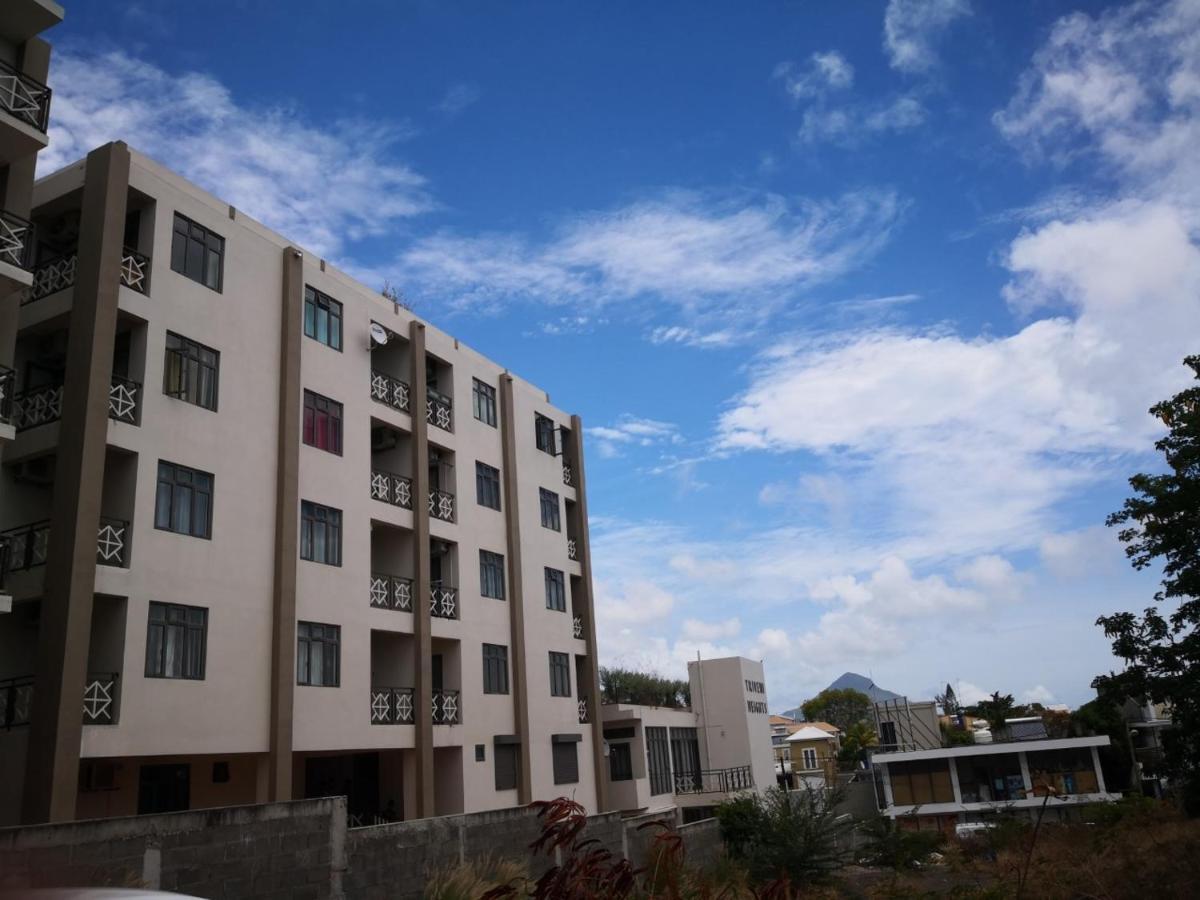 Luxor Appartement Flic en Flac Bagian luar foto