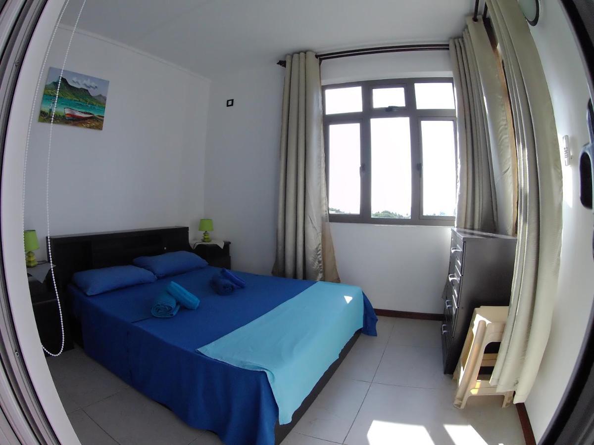 Luxor Appartement Flic en Flac Bagian luar foto